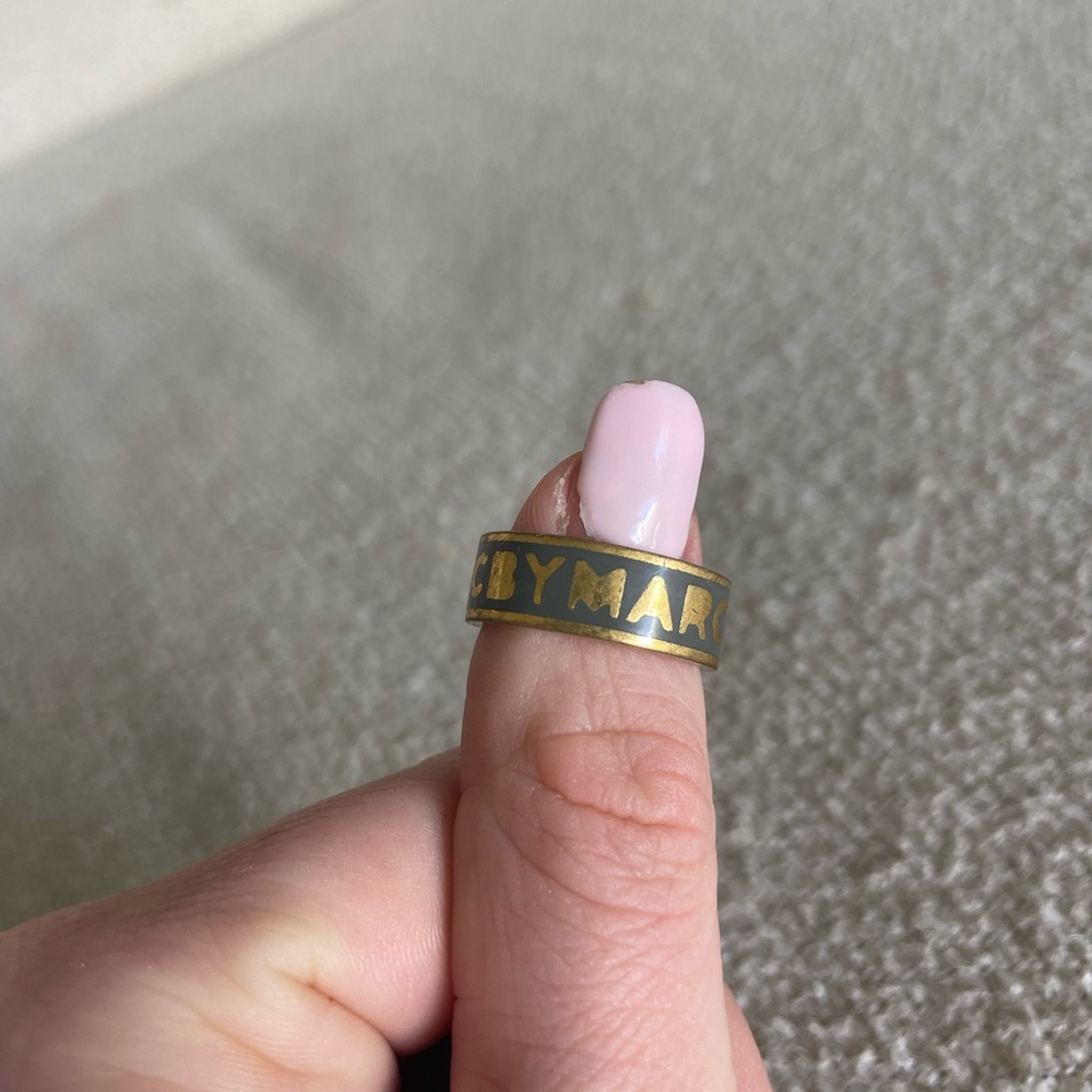 Marc Jacobs Gold Ring - Picture 5 of 5